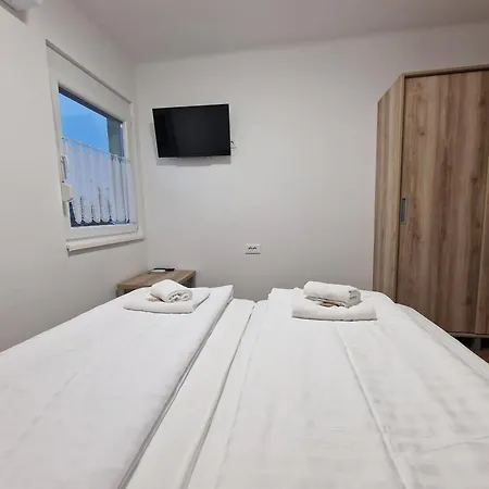 Pocitniski Dom Portoroz / Portoroz Holiday Home-3
